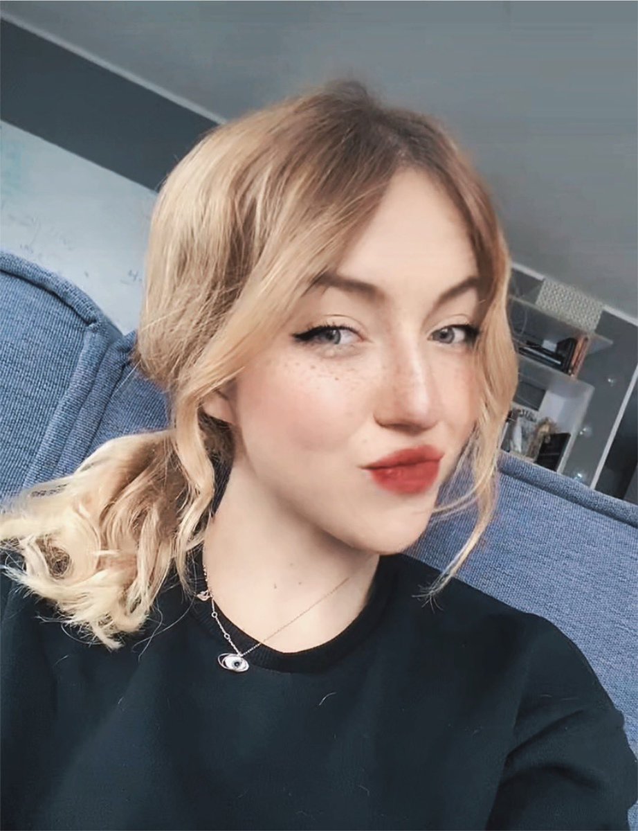 NostalgicScarl1's tweet photo. GM Metaverse, not GM muggles https://t.co/efEoW70wBZ