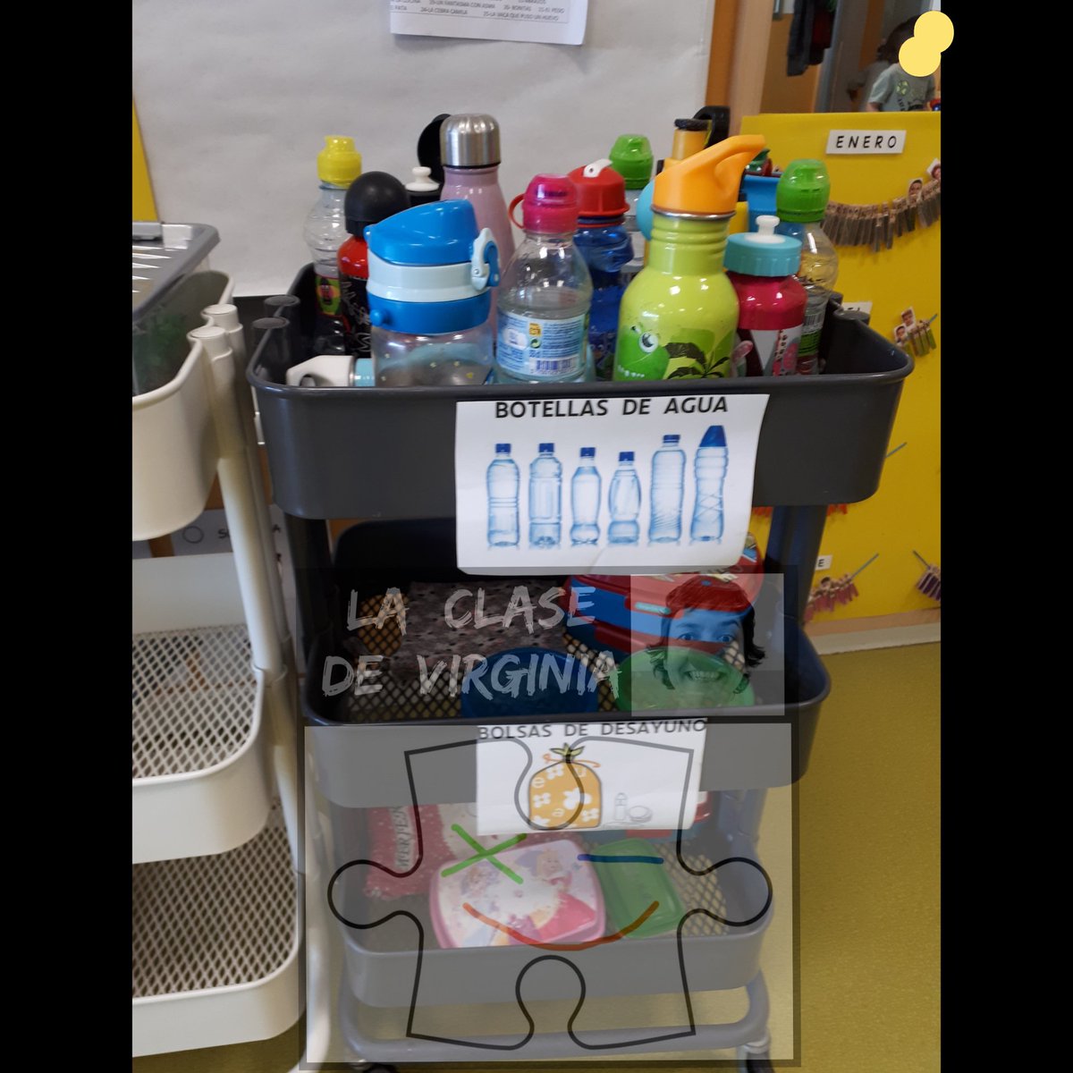 ClaseDeVirginia's tweet photo. El T.16 de la #OposiciónMagisterioInfantil dice que los espacios deben ser #Flexibles y yo ayer he vuelto a redecorar mi clase. Los carros #Raskog de @IKEASpain vía @wallapop me están ayudando y mucho. Si @IKEASpain me regala alguno más no tengo problema en cambiarlo todo😉🛒 https://t.co/Wv3h6OASAf