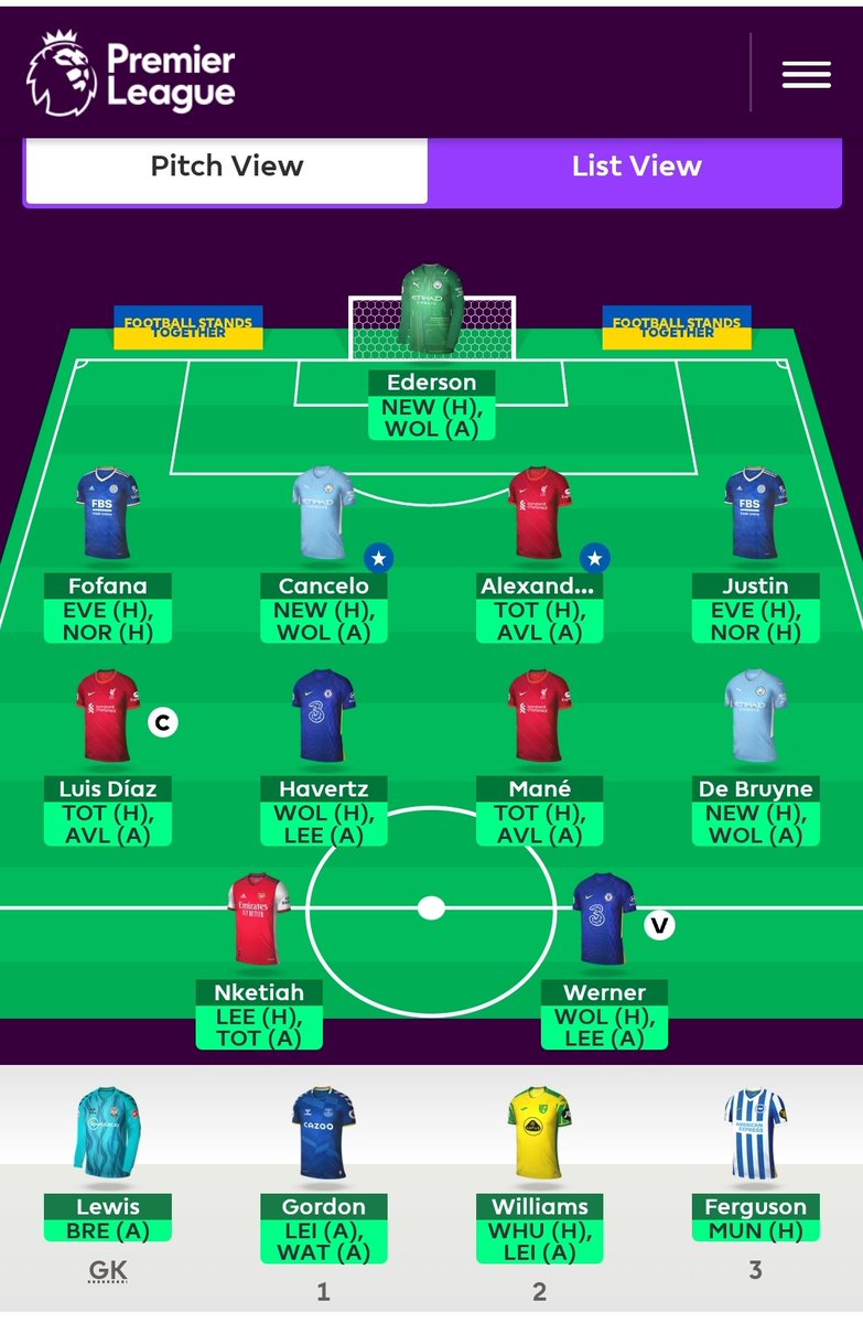 fplhacksaw's tweet photo. @OfficialFPL Pretty set on this 
But have 0.8 in the bank if anyone has any suggestions #fpl #gameweek36 https://t.co/6tOlefwqIN