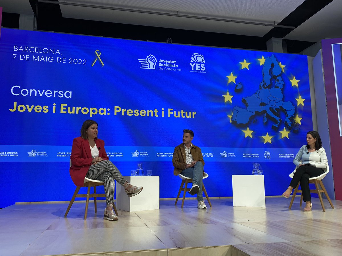 enriclopezj's tweet photo. Don’t miss the @jsccatalunya and @YESocialists event, live from Barcelona, on youth and Europe 🇪🇺 With @eugeniadipolito @OtGarciaRuiz and @aliciahoms.
Follow here: https://t.co/LeXwYeEhG9 #OrgullJSC https://t.co/b5PpQvxdHk