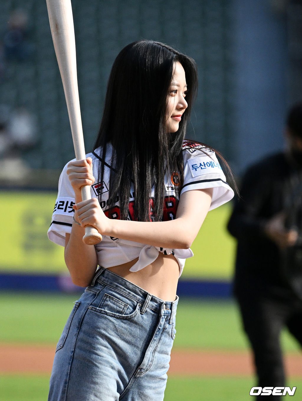 FSJEnvhWUAMKydu?format=jpg&name=large