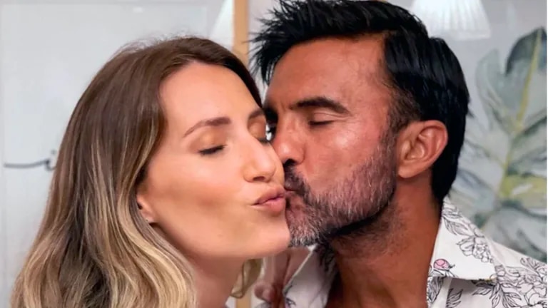 PersonajesTV's tweet photo. Nació Luca, el hijo de Mica Viciconte y Fabián Cubero: su primera foto https://t.co/o2lH7xpRpg https://t.co/gRQuDV6f3x