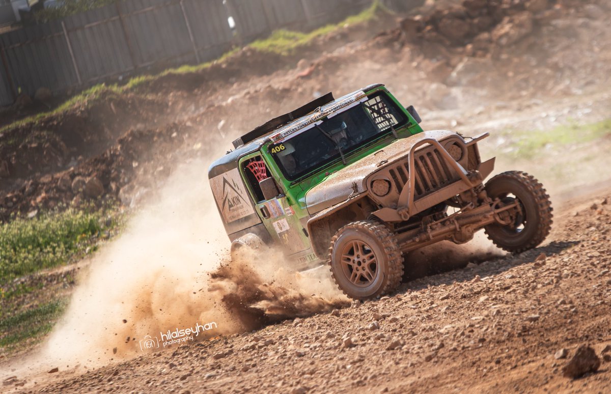 hilalseyhan's tweet photo. #cumartesi
#guenaydin
#jeep
#offroad
#race
#yarış
#haftasonu
#antalya
#fotoğraf https://t.co/6BA5fi1vnP