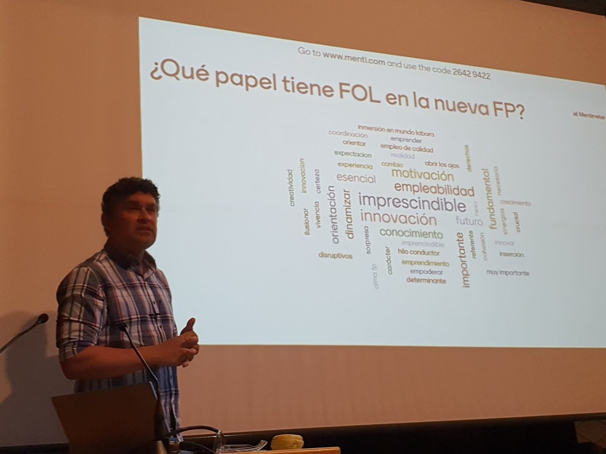 En #EnamorateDeFOL <a href="/ppenalvera/">Pablo Peñalver | Innovación sin sistema</a> pregunta a asistentes ¿qué papel tiene FOL a la nueva FP?. Aquí tenéis las respuestas: