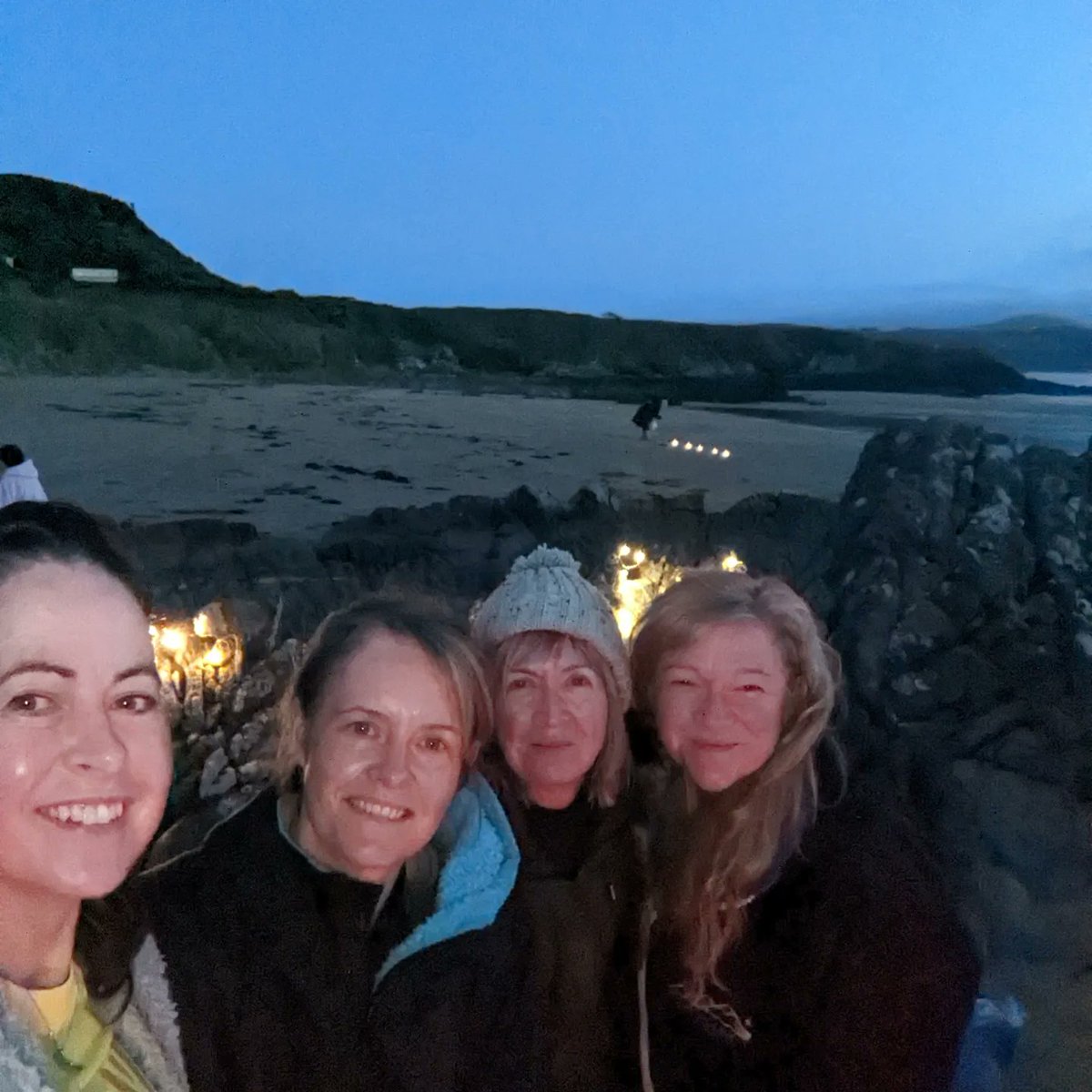 HotYogaStudio's tweet photo. #DarknessIntoLight2022 #donegal https://t.co/jySRdpwwgU