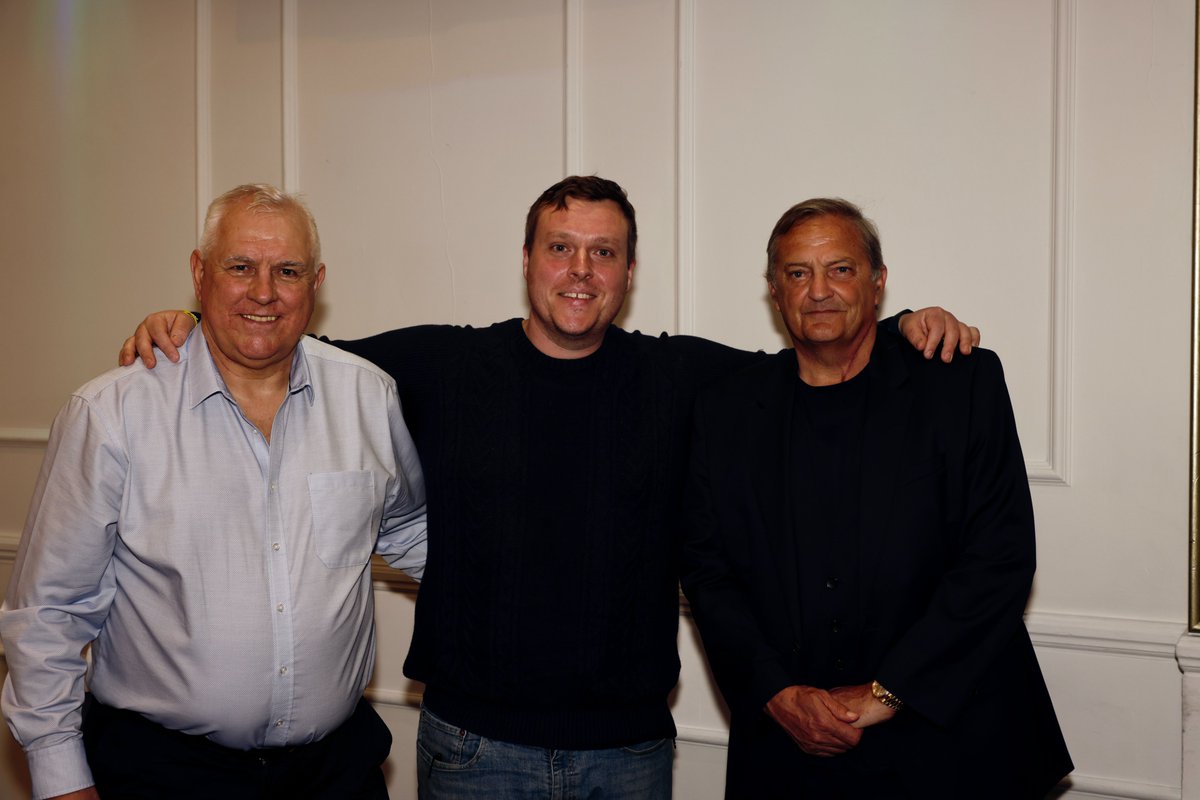 Echoes of Glory Nights tweet media