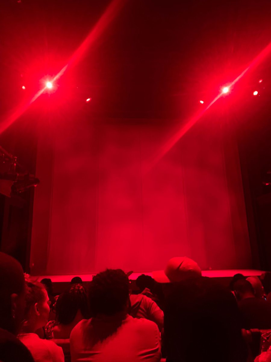 MR_Ktaylor's tweet photo. Speechless, What a performance! This show had absolutely everything. Highly recommend watching this if you get a chance 🙌🏿🙌🏿🙌🏿

#ForBlackBoysWhoHaveConsideredSuicideWhenTheHueGetsTooHeavy https://t.co/Dm5Yyn7sBZ
