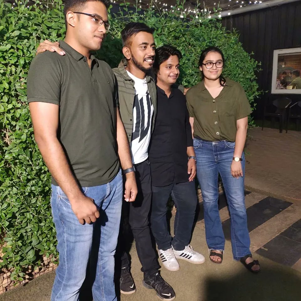 carrycooldude's tweet photo. Thanks to my Team for making my day memorable 💕💟 https://t.co/k12etiZM2m