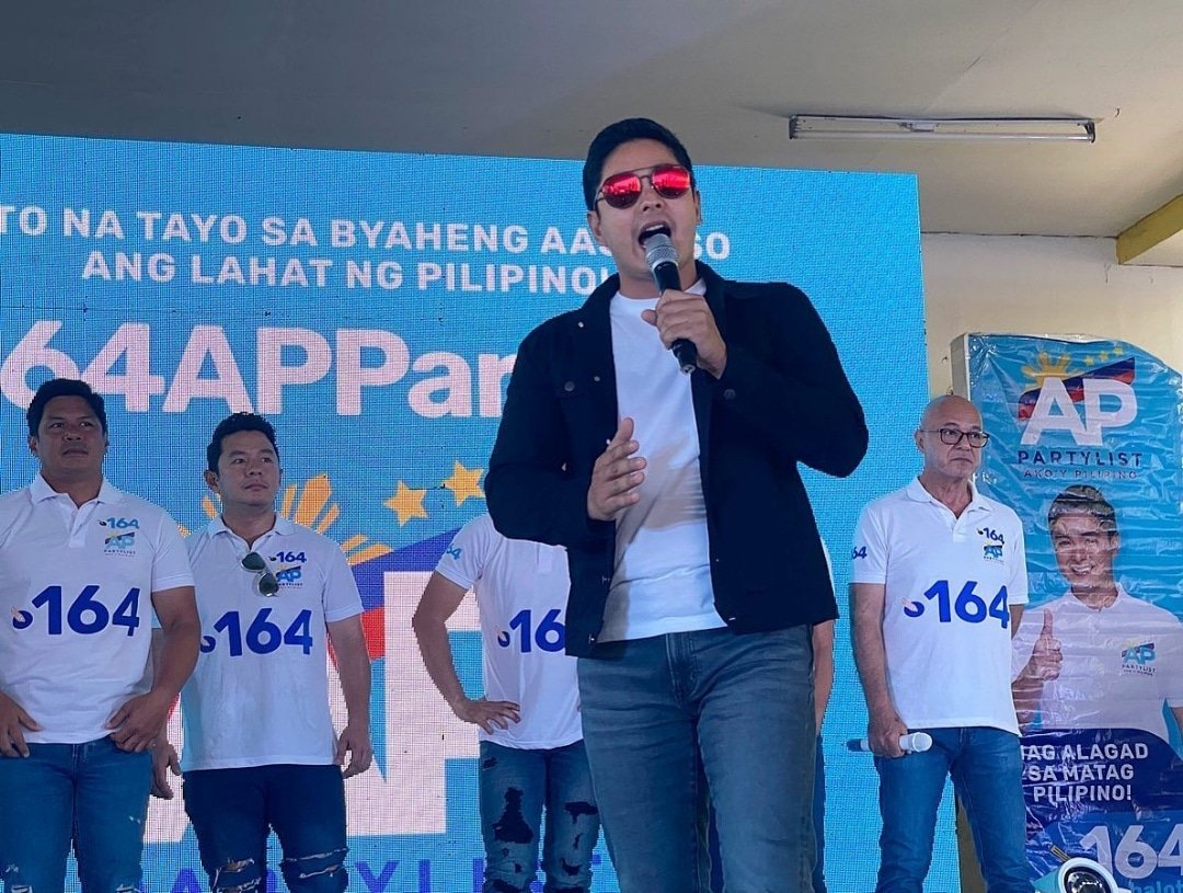 graciapearl's tweet photo. #Repost @cocomartin_ph with @let.repost
• • • • • •
Daghang Salamat, Danao! 😎#164APPartylist #Team164 #TaskForce164 #CocoMartin @appartylist @repronnieong @b617management https://t.co/jgU7fNp8Jk