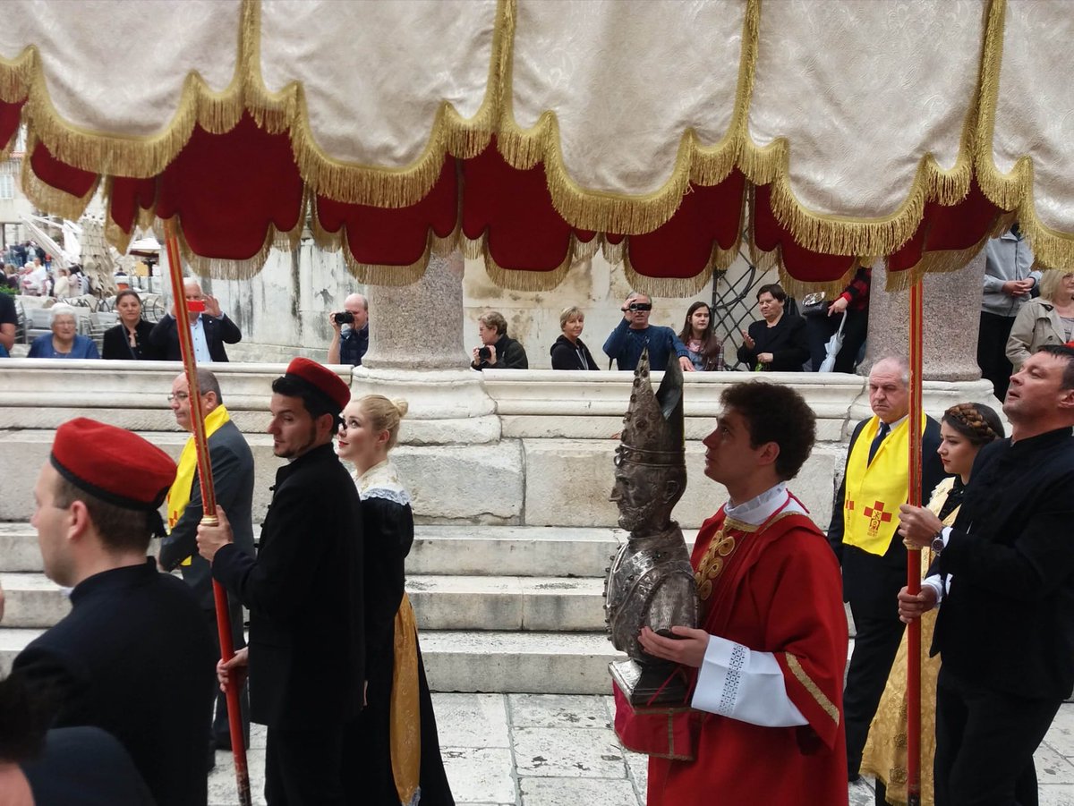 ZlatanLeko's tweet photo. #GradSplit Na dobro vam došla SUDAMJA 💒 https://t.co/tqWe3HRT1S