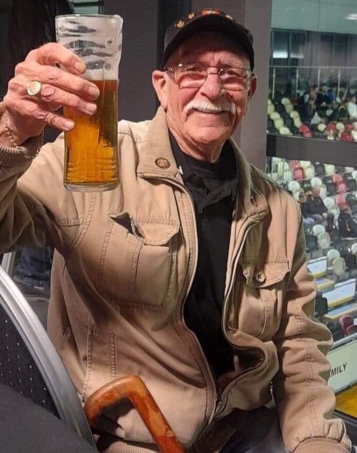 Npteggchaser's tweet photo. Chick’s (father in law) funeral, for anybody who would like to attend is -
Tue 24th May’22
3.30pm at the Gwent Crematorium
Back to the Excelsior Club, Corporation Rd, TBC (an ex steward of the club)
Family flowers only, donations in lieu to the St.Davids Hospice Care
#RIPChick
😢 https://t.co/sRh1QR06GF
