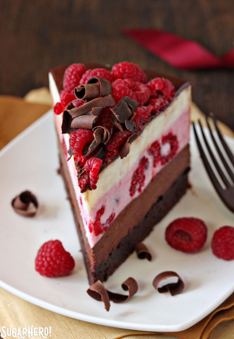 DreamyTechGirl's tweet image. CHOCOLATE RASPBERRY MOUSSE CAKE! recipe @ sugarhero.com/chocolate-rasp…