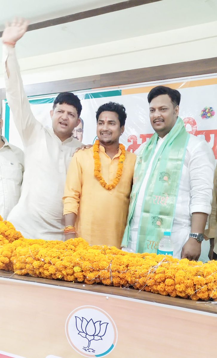 MpiAnil's tweet photo. प्रथम आगमन आदरणीय प्रदेश अध्यक्ष @PranshuDutt जी 
@BJYM4UP 
@manishgautamUP https://t.co/7TFbL2MAyl
