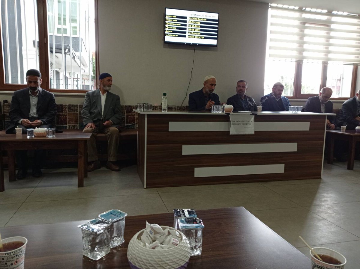 HudaParSur_'s tweet photo. İlçe Başkanımız Sn. Ercan Şenol ve yönetimi, ilçe yönetiminden Sn. İsmail Karakuş ve Umut Kervanı Vakfı Başkanı Sn. Şahin Elçin'in vefat eden akrabalarının taziyesine katıldı.

Vefat edenlere Allah'tan rahmet yakınlarına sabır niyaz ediyoruz.

Mekanları Alî olsun.

#HÜDAPAR https://t.co/B7tV4lAS8H