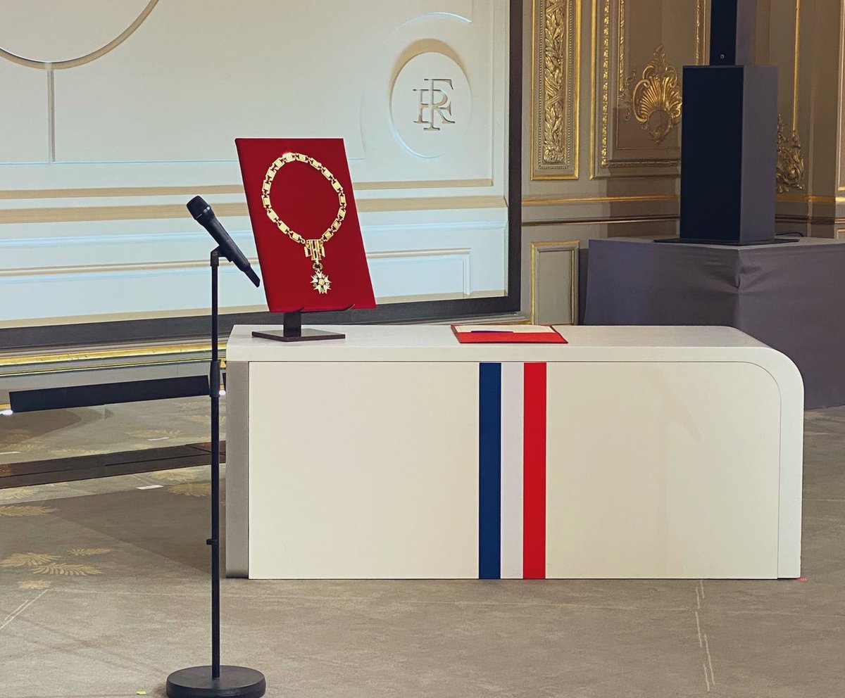 lauriannerossi's tweet photo. 🇫🇷 Palais de l’Élysée.
S’ouvre aujourd’hui une nouvelle page de l’histoire de notre pays et de notre République autour de notre Président réélu @EmmanuelMacron. 🇫🇷 https://t.co/y8vhdMWYoC