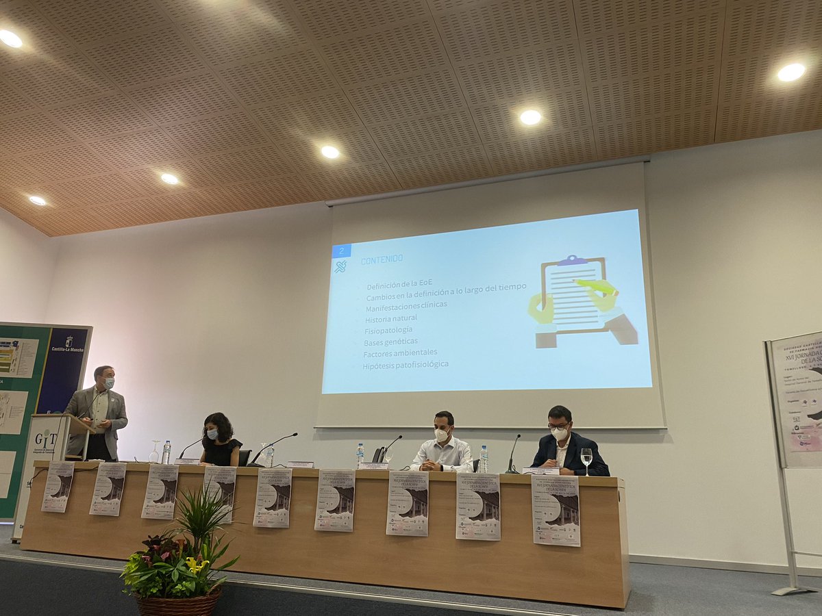 SFManchaC's tweet photo. Mesa redonda: El Dr. Alfredo Lucendo, del Servicio de Digestivo del Hospital de Tomelloso, nos cuenta el abordaje interdisciplinar de la esofagitis eosinofílica.
#SCMFH22 @SCMFH https://t.co/KFIj9nFS2R