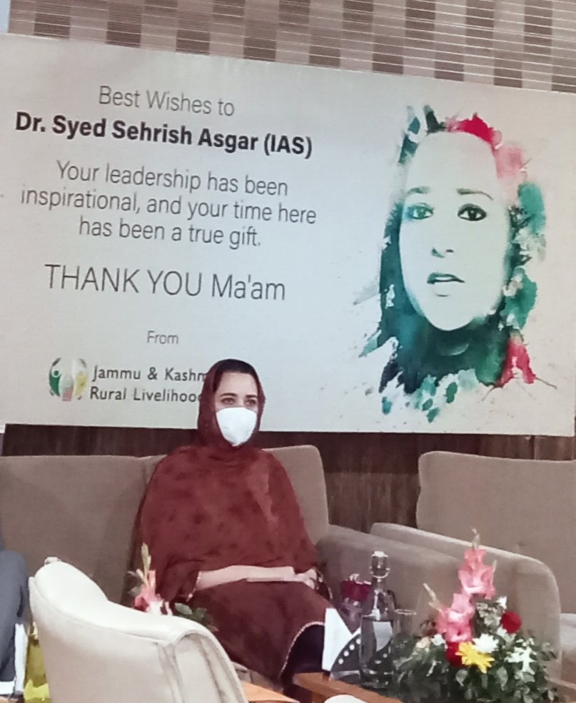 syedabbasbpm's tweet photo. Your Contribution to this team has been incredible and we are sad to see you go, Your new work place gains an incredible new boss.

Thank you..!!
@DrSyedSehrish https://t.co/sO1jUUERjW