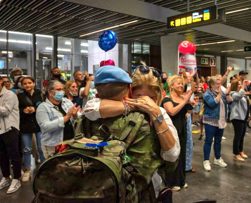 MCANA_ET's tweet photo. Llegada anoche a los aeropuertos de #GranCanaria y #Tenerife de los militares del @MCANA_ET que componen la primera de las tres rotaciones de regreso del contingente BRILIB XXXVI, tras 6 meses cumpliendo su misión en #Líbano bajo el mandato de la ONU.
¡Bienvenidos y enhorabuena! https://t.co/OCvf96wYsg