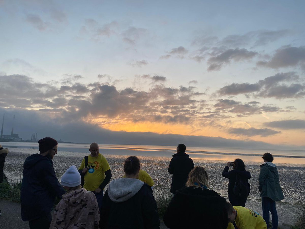 sandymountgc's tweet photo. Singing our hearts out early this morning for #DIL2022 lovely to see  so many out supporting @PietaHouse . Well done to all involved
@chrisandrews64 @SandymountD4 
A few #Sunrise photos from members @catherinemlmcg and Deirdre
"Another sunrise, another new beginning" https://t.co/aNnOla7gsS