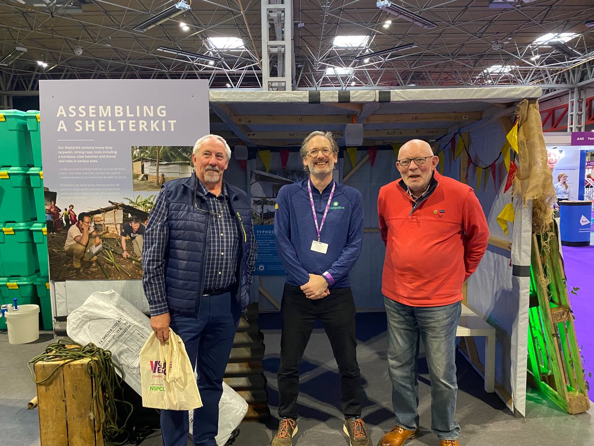 It's day two at <a href="/VolunteerExpoUK/">Volunteer Expo Live - The UK Volunteering Show!</a> and we are ready to go! 🙌 We're beyond excited to show you our interactive experience. Come and see how we help people affected by the climate crisis!