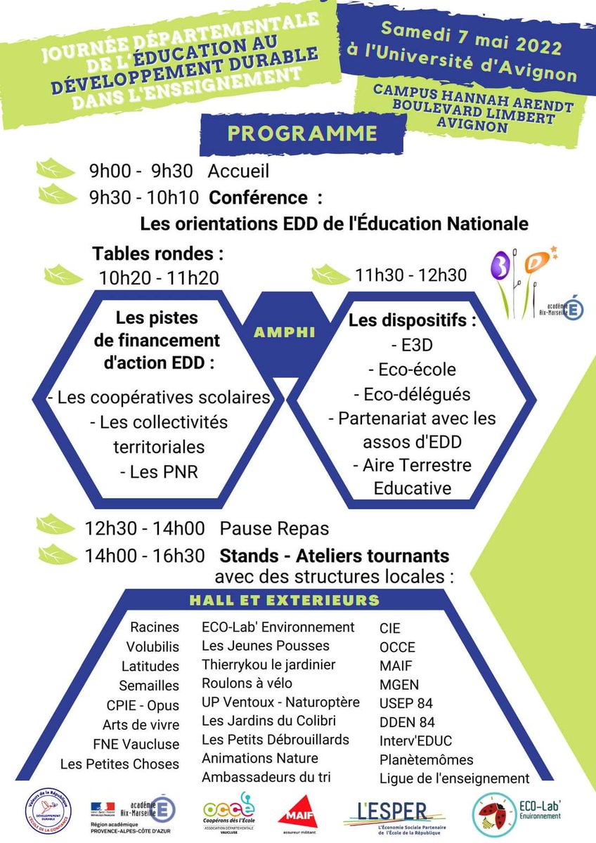 UsepVaucluse's tweet photo. Aujourd'hui nous participons à la journée départementale de l'environnement dans l'enseignement auprès des enseignants. Nous présentons le classeur "les clés du Développement Durable"

#usepnationale
#eco-lab environnement vaucluse https://t.co/NZWF3VKIHL