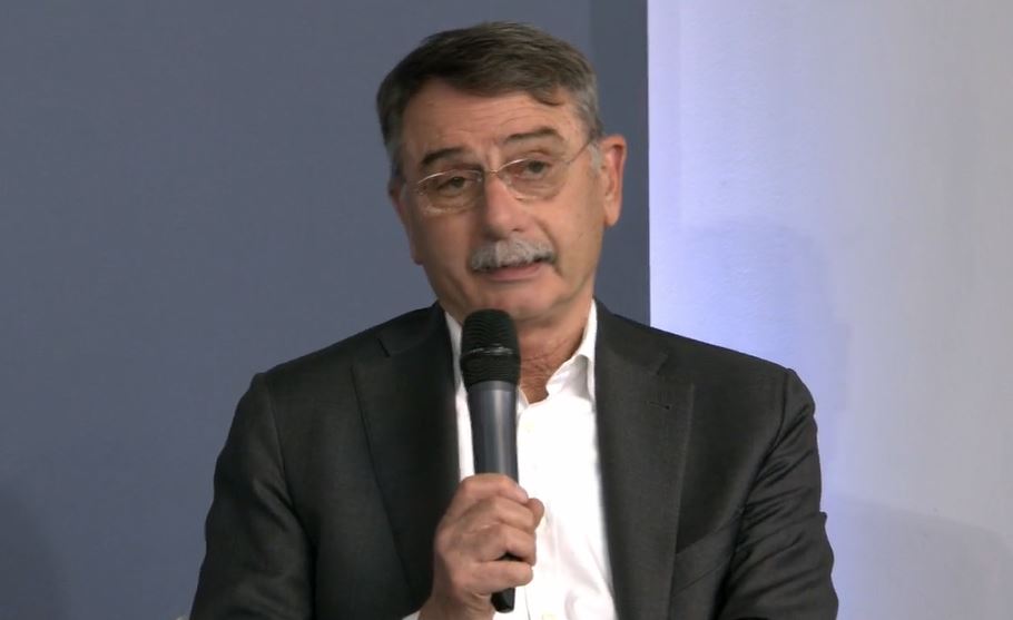 CorriereBN's tweet photo. Carlo Montalbetti @comieco sul riciclo in Italia alla #CIvilWeek2022: lo sapevate che il nostro Paese nella raccolta differenziata e nel riciclo di carta e cartone è primo e fa meglio della Germania? Noi italiani tendiamo a sottovalutarci. Il talk è su https://t.co/b37utENQmM https://t.co/tSGGcfyvk4