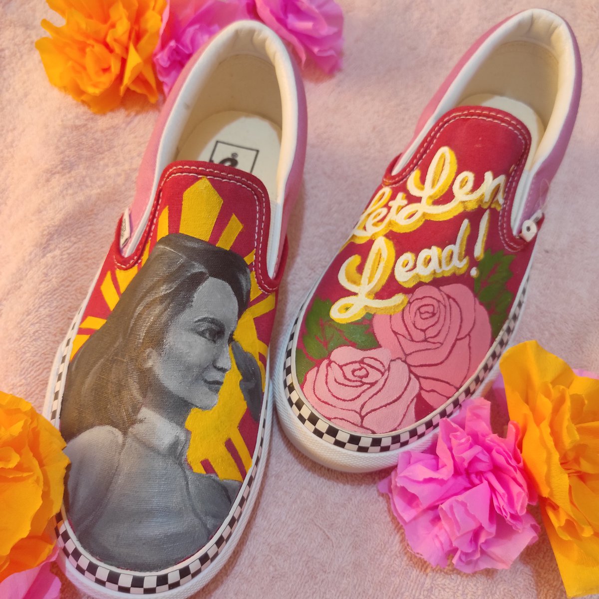 custom_maiden's tweet photo. Vans x Leni Robredo 🇵🇭🌸🌾💕
Size 7.5 M / 9.0 WM
Php 3k only

Para kumpleto na outfit mo sa miting de avance 🌈

Open for meetup today in Makati!

#LeniIsOurPresident
#7KikoPangilinanVicePresident
#KikoIsOurVP
#MakatiIsPink 
#IbotoNa10Pilipinas
#LeniKikoMitingDeAvance https://t.co/kyCuE2Obvl