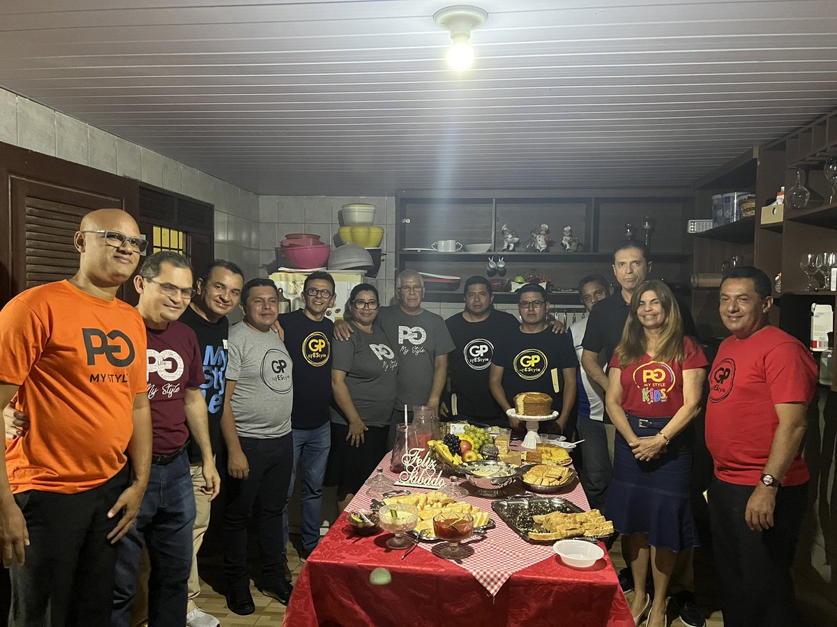 pastorotimar's tweet photo. “O pequeno grupo é a porta de salvação para as pessoas.” by Ísis (Líder do PG Joao 3:16).

• Regularidade nas reuniões!
• Foco na salvação de gente!
• Discipulando componentes!
• Ações solidárias!
• Batismos de componentes!
• Breve um ministério!
#pgmystyle 
#euoroas6horas https://t.co/bQYpxzNZ2L