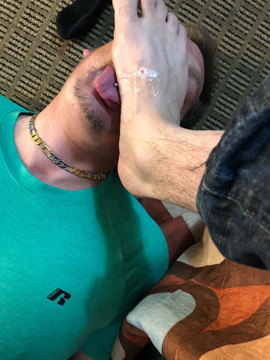 MNslave79's tweet photo. The 1st RT this faggot was lucky to have with Master Mark @duude2324 I was so so fricking nervous the whole visit. Barely able to speak. Let’s just say i didn’t believe Master Mark when he said his feet were so stinky several years later and i’m lucky to be serving him https://t.co/7ZwKPG9F0r