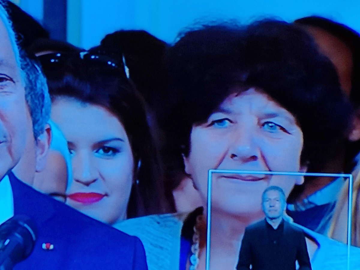 QuentinReve's tweet photo. Elle me dit quelque chose, on se voit plus en #CNESER @VidalFrederique
Pourtant il y a plein de dossiers et une grosse crise universitaire (on attend toujours la réforme des bourses, la réponse sur les plus de 400 dossiers déposés #sosinscription, les #sansfacs...) @UNEF https://t.co/krBU1btHUA
