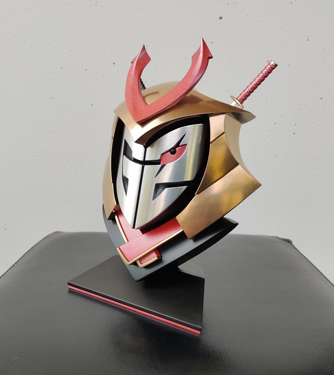 Tiizan1's tweet photo. After AleksiB joined to G2 I wanted to rework my original G2 3D logo. It's now bigger, shinier, cooler...
Best of luck to @G2esports in Majors! 
#G2ARMY #G2WIN #G2Fanart #PGLMajor https://t.co/vnPM1wgz4c