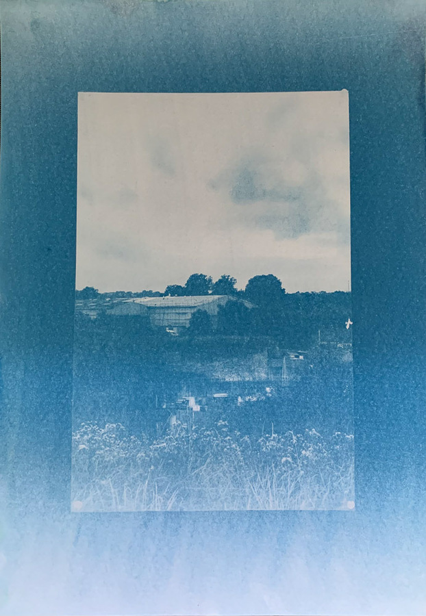 artsuniplym's tweet photo. Explore the work of our emerging photographers at @positivelightp in #Exeter from 13-17 May. The exhibition dives into subjects ranging from nomadic living, and the South West LGBT+ community, to the Cornwall housing crisis, and constructs of beauty. https://t.co/4vnwQPmpNo https://t.co/wqzPDckRKo