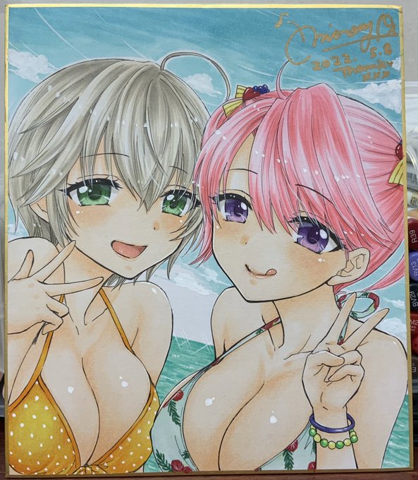 明日のCOMIC1に持ってく色紙、出来ました!オリジナル・水着あいちゃん&水着ゆうちゃんデレマス・水着美波&水着アナスタシア希望者が多数いた場合は抽選になります。よろしくお願いします 