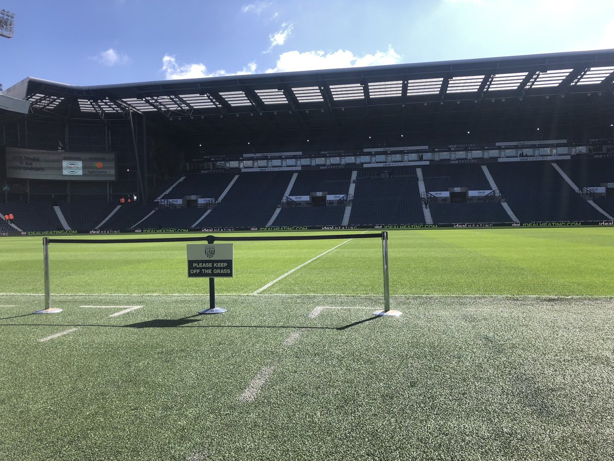 FMHursty's tweet photo. Well the weatherโs delivered ๐
Proper end of season vibes for the last game on the mic this season @wba ๐คโฝ๏ธ
#stadiumannouncers #wbabar https://t.co/GRAXDgqZo3