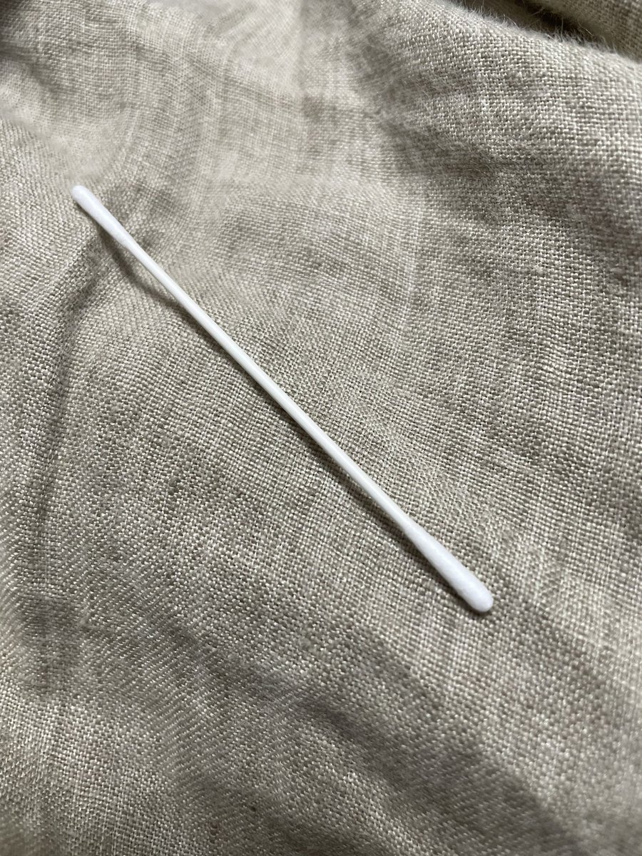 Rita_Chie15's tweet photo. 耳のねエステ
専用のね
ほっそい、繊細な綿棒なんよ。
でも案外しっかりしてるし耳垢スッキリ！ https://t.co/xuT3zUAYSQ