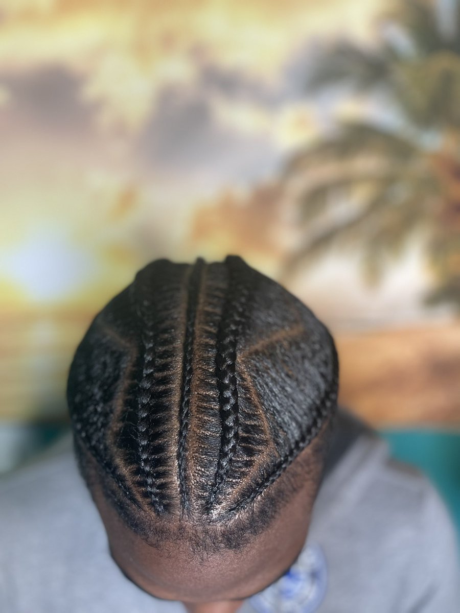 bubblezz____'s tweet image. Follow @hairbykaijah_ on Instagram 🦋 Support My Business 🦋#labraider #BlackOwnedBusiness #stitchbraids #weaves #hairstyle #LosAngeles #Inglewood #Venice