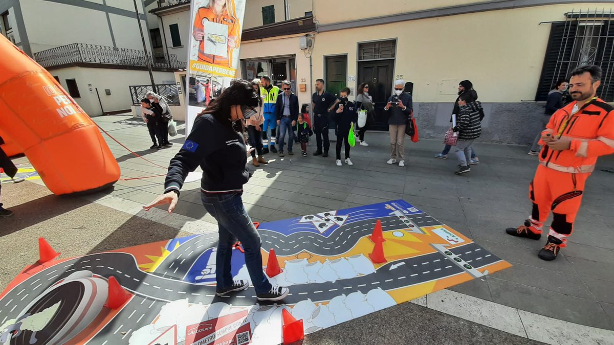 👓Simulazioni di guida sicura e percorsi esperienziali: ci è  passata a trovare anche <a href="/MoniaMonni/">Monia Monni</a>