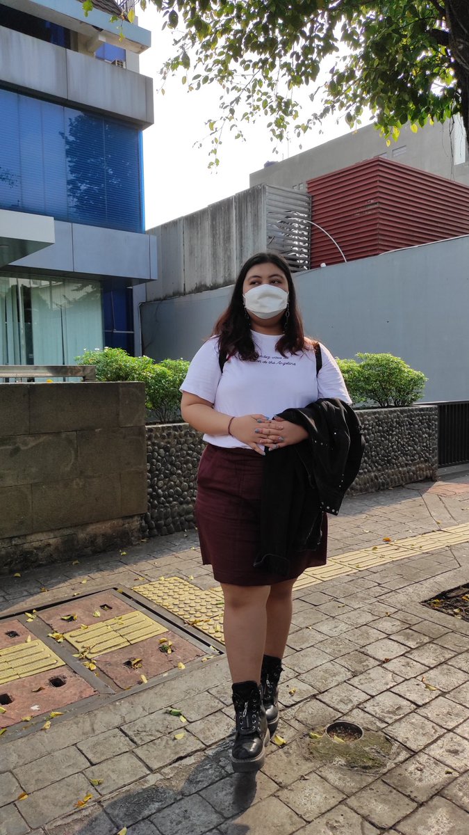 siganeungold's tweet photo. @ohmybeautybank okeh gue bakalan keluarin jagoan gue buat lu nder, ayo pede cewek gemuk berhak bahagia berhak pake baju apa yg kamu mau. semangat!!!❤️❤️ https://t.co/Wd9IjURF1v
