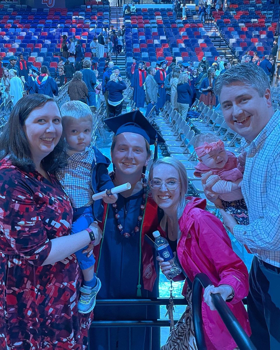debbiestruble's tweet photo. Thankful for the @LibertyU legacy of raising champions for Christ! Thank you @jonathanfalwell for your leadership and continuing your dads vision! Congratulations @Michael_Struble, @kevinjstruble and I are so proud of you!! What a gift to watch Michael finish strong! https://t.co/6d71YAOiPM