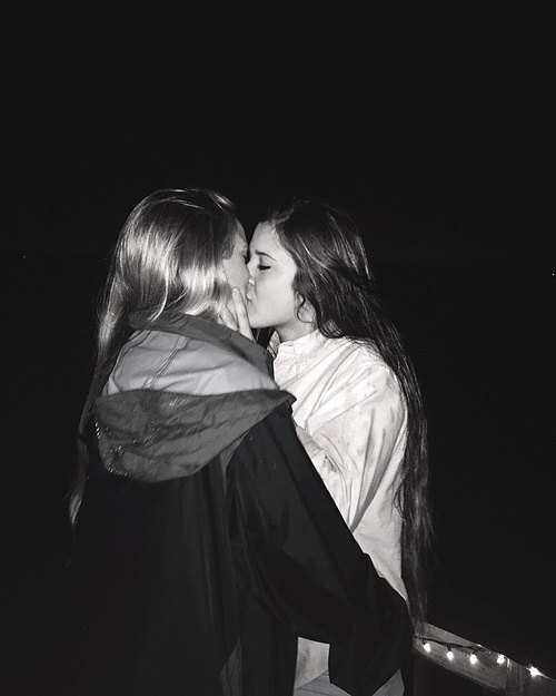 _LesbianGoals_'s tweet photo. https://t.co/QlOaKYnlxO