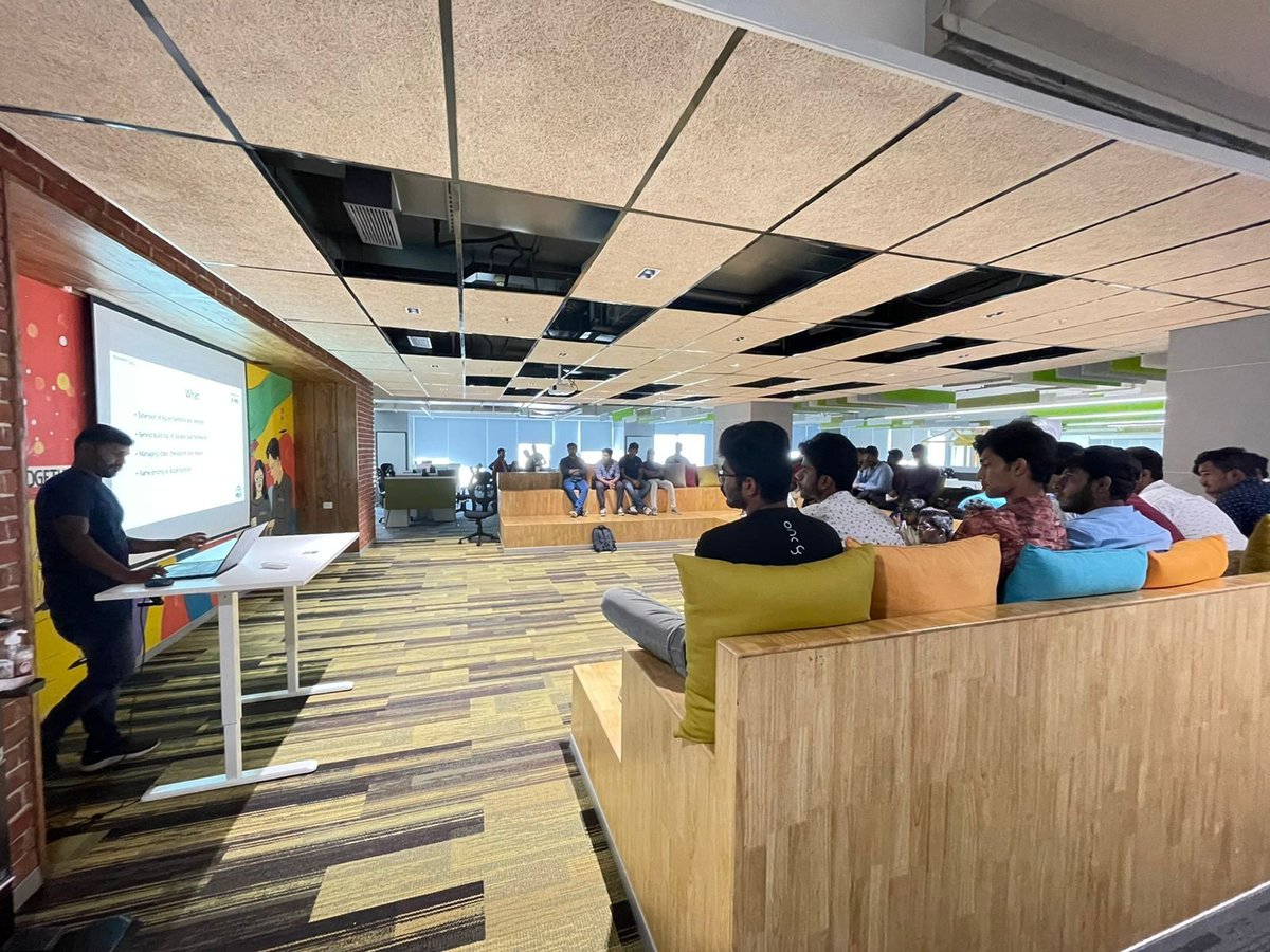 TechMeet360's tweet photo. The next session in Global Azure 2022 - Coimbatore was started by @packiarajss, Senior Software Engineer at @KovaiCo sharing his thoughts on Azure Durable Functions
#GlobalAzure  #GlobalAzure2022 #TechMeet360 #KovaiCo #Community https://t.co/TkDae2hzQ9