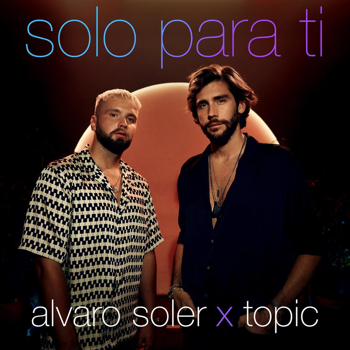 AlvaroSoler9's tweet photo. @Del40al1_es Propongo como candidato a entrar en la lista el nuevo sencillo #SoloParaTi de Alvaro Soler @asolermusic y Topic @topic  Me flipa #Del40al1CocaCola https://t.co/dCLKfFN5Jz