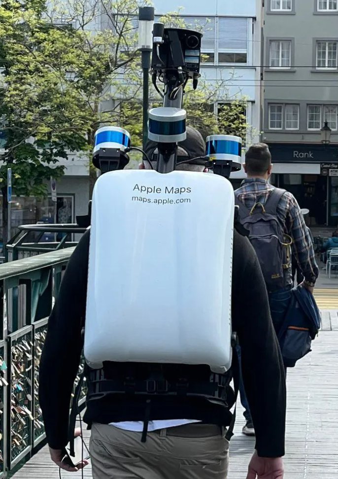 viktorgiacobbo's tweet photo. Das neue iPhone? Ich weiss nicht - da bleibe ich bei Samsung. https://t.co/U8NcSf0xCy