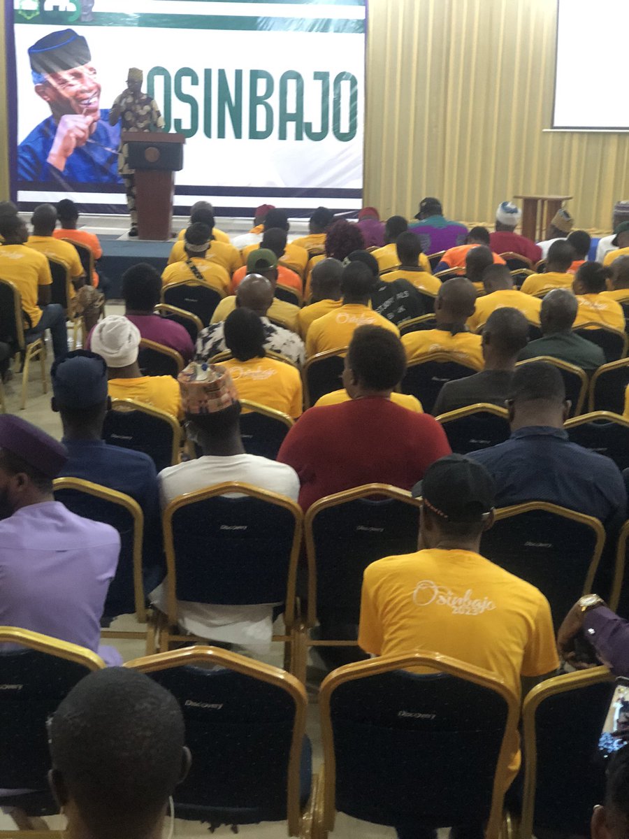 olusogaowoeye's tweet photo. The activation of the Osinbajo Grassroots Organization in Lagos ongoing. Grassroot leaders across the 57 LCDA and wards are undergoing inauguration and training. The post-ticket phase has commenced. https://t.co/47WRjT1mQ5