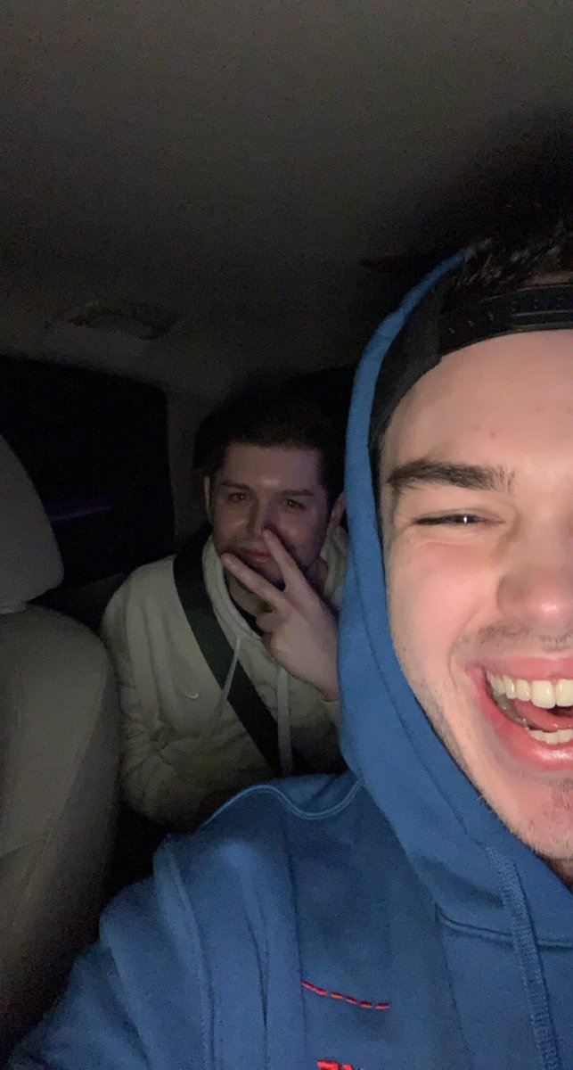 ScummN's tweet photo. Literally no one would chall us @Almxnd_ https://t.co/rBbwvGnTSi