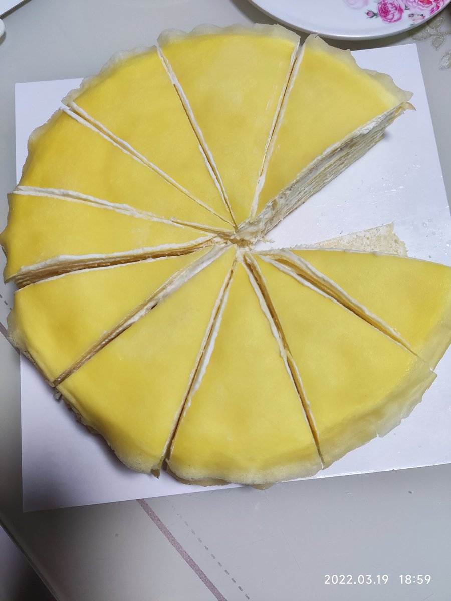 student799's tweet photo. 不知从何时起，家里没人生日亦买蛋糕做早餐或下午茶吃，所以人应该知足常乐！ https://t.co/MKeH94ID8V
