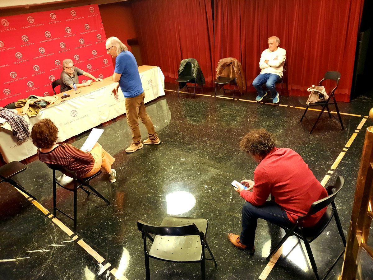 Joglars's tweet photo. #Repasando Esta tarde en @teatroolimpia celebramos nuestros 60 años con #QueSalgaAristófanes Os esperamos a las 20:30
#60años https://t.co/DO4I0Wm2vU