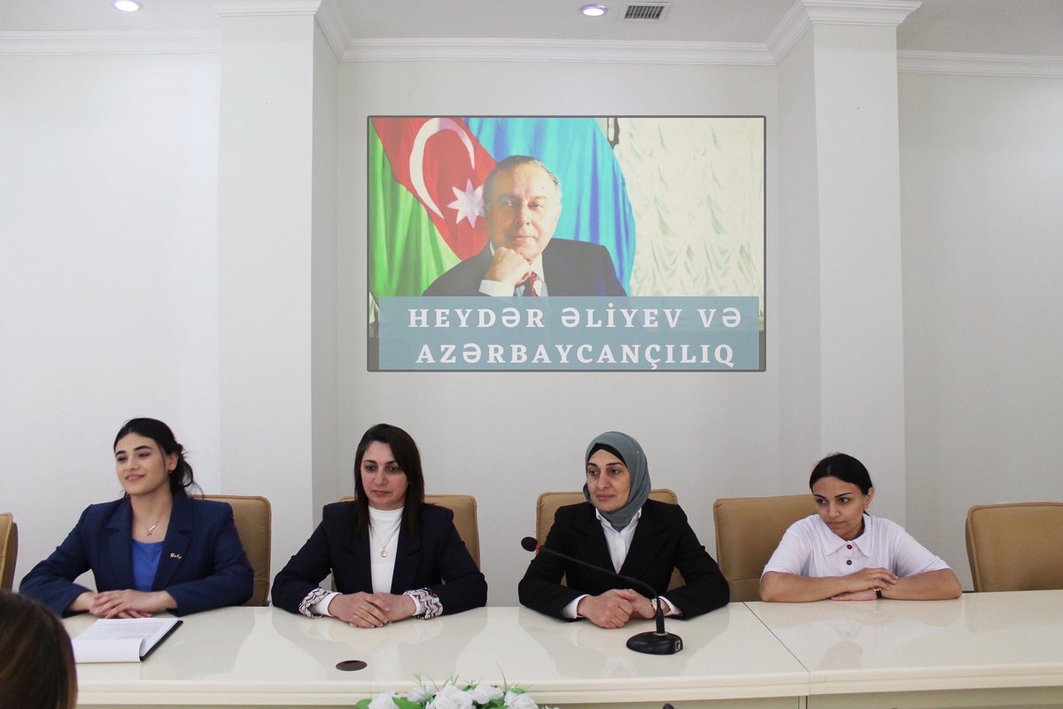 masalli_rih's tweet photo. Masallı rayon Heydər Əliyev Mərkəzində “Heydər Əliyev və azərbaycançılıq” mövzusunda dəyirmi masa keçirilib.

Tədbirdə Masallı rayon Heydər Əliyev Mərkəzinin əməkdaşları ilə yanaşı Masallı Tarix-Diyarşünaslıq Muzeyinin əməkdaşları da iştirak ediblər. https://t.co/VI8hLpd1Ui