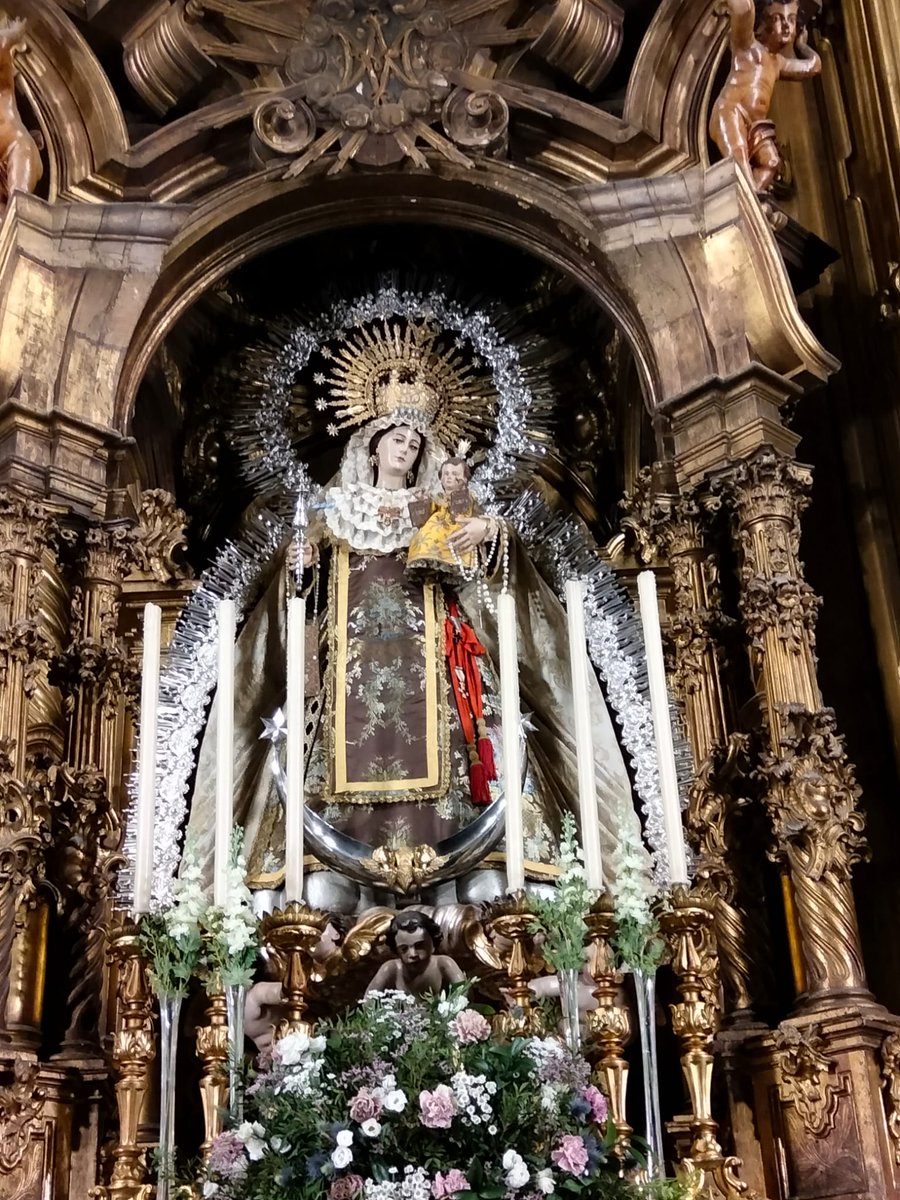 ElCarmenCadiz's tweet photo. "He aquí la esclava del Señor.
Hágase en mí según tu palabra"
Cultos #sabatinos en honor a Nuestra Madre.
A las 19.15 horas, se inician con la Exposición del Santísimo y a las 20 horas dará comienzo la #eucaristia que finalizará con la #Consagración a la Virgen del Carmen https://t.co/4RrtpU77MA