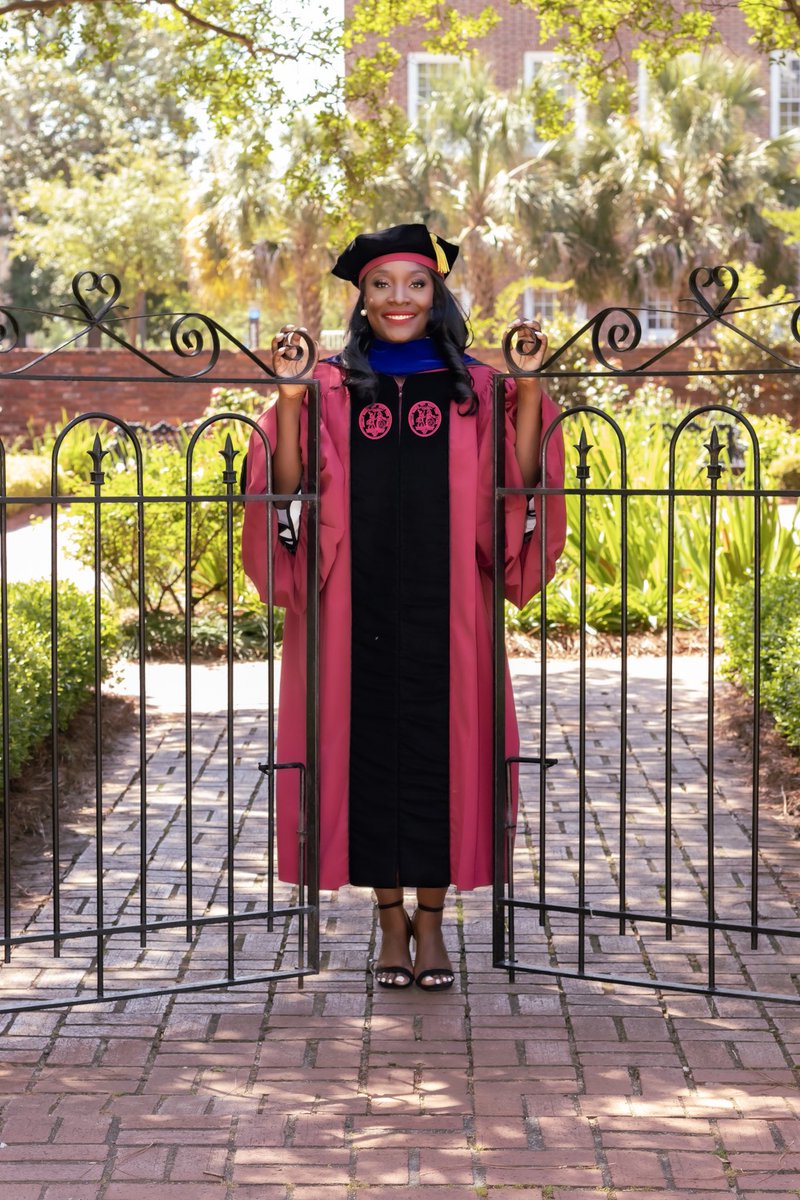 RushondraJames's tweet photo. Today is the day. My doctoral hooding at @UofSC. Thankful, grateful, and blessed. My words are few today, as I intentionally reflect on this accomplishment. Congratulations to my fellow classmates of #2022 #forevertothee 👩🏾‍🎓🎓❤️🖤 https://t.co/vpwJ2slYBC
